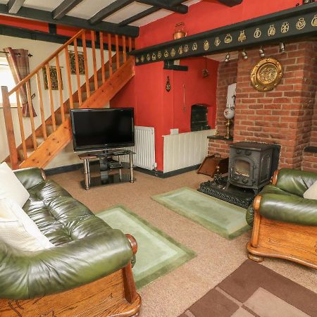 Caerau Farm House スランイドロイス エクステリア 写真