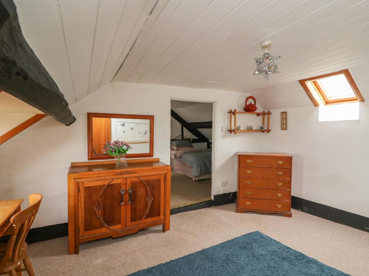 Caerau Farm House スランイドロイス エクステリア 写真